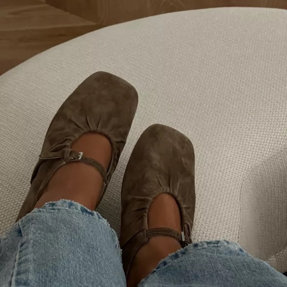 Massimo Dutti Women's Suede Flats in Taupe Brown with Buckle